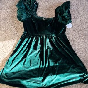 Altard state BNWT velvet mini dress